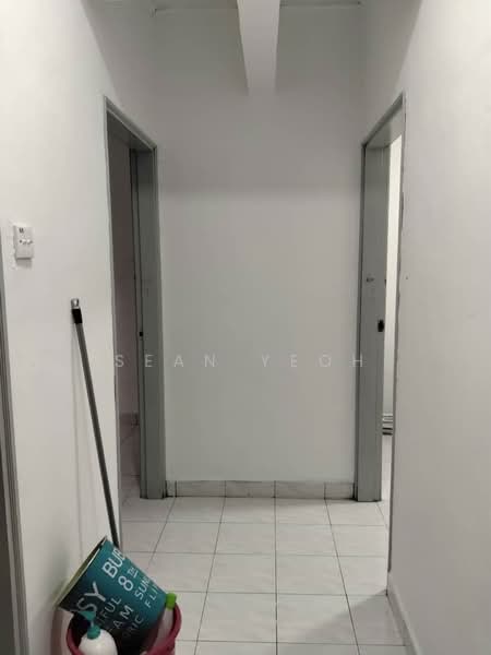 Apartment for Sale at Sri Putra Apartment - Sean Yeoh - PropertyGuru.com.my