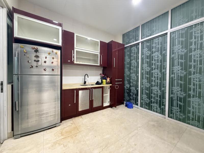 Semi-Detached House for Sale in Duta Tropika (Batu) - Sam Hoo - Kitchen - PropertyGuru.com.my