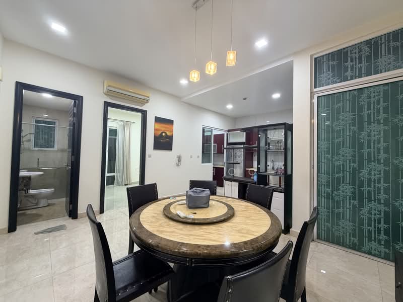 Semi-Detached House for Sale in Duta Tropika (Batu) - Sam Hoo - Dining Room - PropertyGuru.com.my