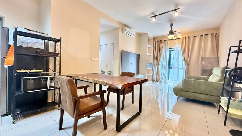 Kondominium untuk Dijual di The Haute Gurney - Syafiq Sharifudin - Living Room - PropertyGuru.com.my