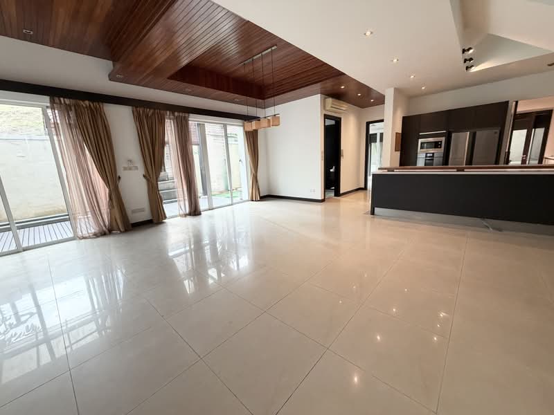 Rumah Berkembar untuk Dijual di Duta Tropika (Batu) - Sam Hoo - Living Room - PropertyGuru.com.my