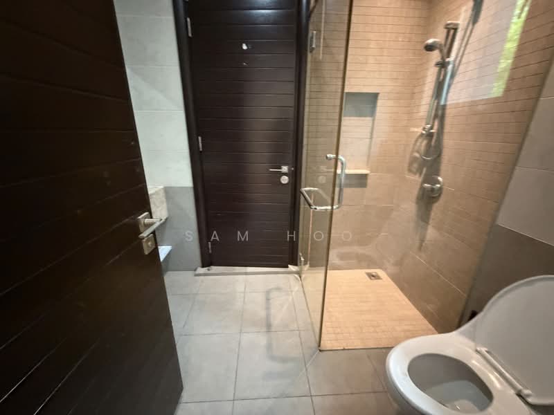 Rumah Berkembar untuk Dijual di Duta Tropika (Batu) - Sam Hoo - Bathroom - PropertyGuru.com.my