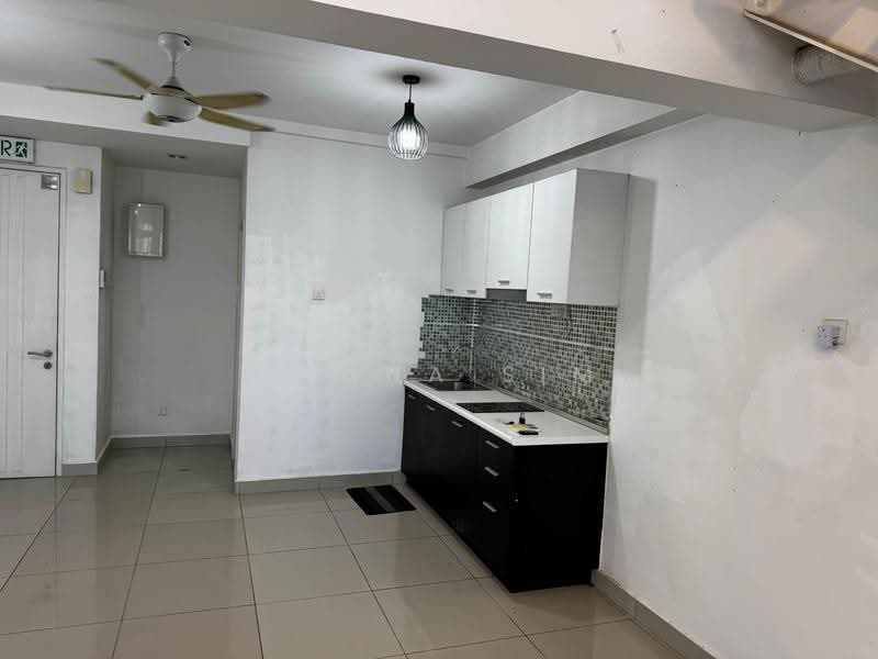Service Residence for Sale at The Scott Garden SOHO - Donna Sim - Kitchen - PropertyGuru.com.my