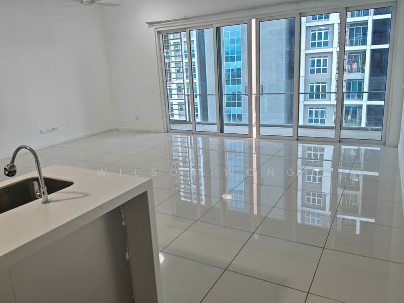 Kediaman Servis untuk Dijual di Basalta Tower @ Eco Sky - Wilson Wong - Living Room - PropertyGuru.com.my