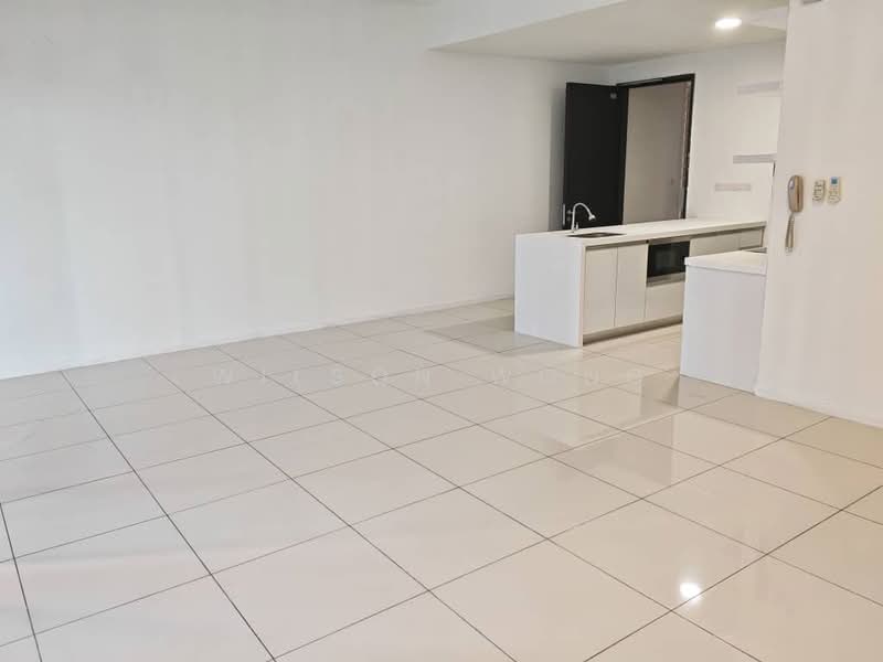 Kediaman Servis untuk Dijual di Basalta Tower @ Eco Sky - Wilson Wong - Living Room - PropertyGuru.com.my