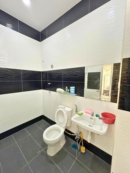 2-storey Terraced House for Sale in Bandar Mahkota Cheras (Cheras) - WAYNE SHENG - Bathroom - PropertyGuru.com.my