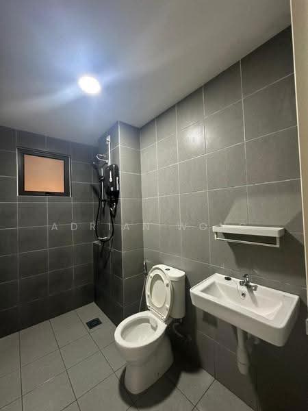 Kondominium untuk Disewa di Pitta Residensi - Adrian Wong - Bathroom - PropertyGuru.com.my