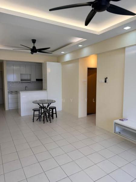 Pangsapuri untuk Dijual di Residensi Medan - Kenny YL - Living Room - PropertyGuru.com.my