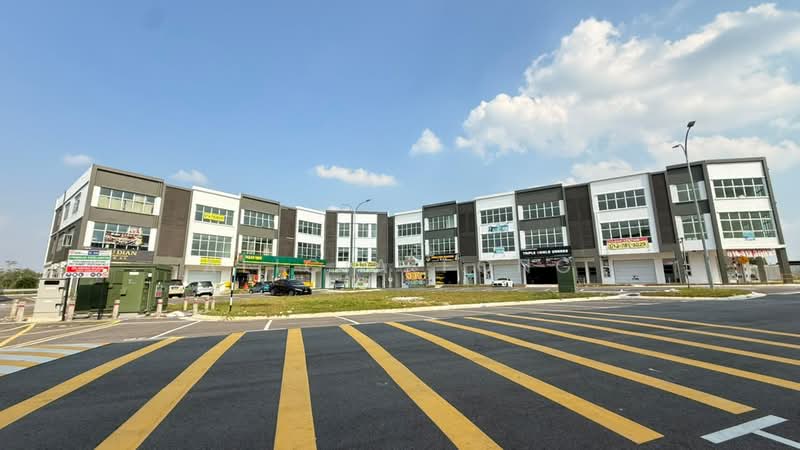 Shop / Office for Rent in Taman Puncak Tropicana (Pekan Nenas) - Alicia Fong - Exterior - PropertyGuru.com.my