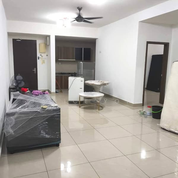 Kediaman Servis untuk Disewa di D'Secret Garden (Pangsapuri Kempas Indah) - Janice Yong - Living Room - PropertyGuru.com.my