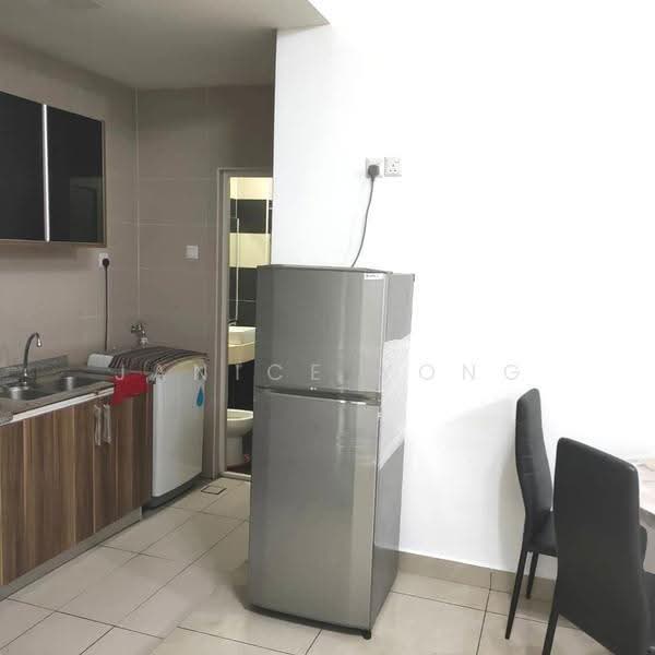 Kediaman Servis untuk Disewa di D'Secret Garden (Pangsapuri Kempas Indah) - Janice Yong - Kitchen - PropertyGuru.com.my