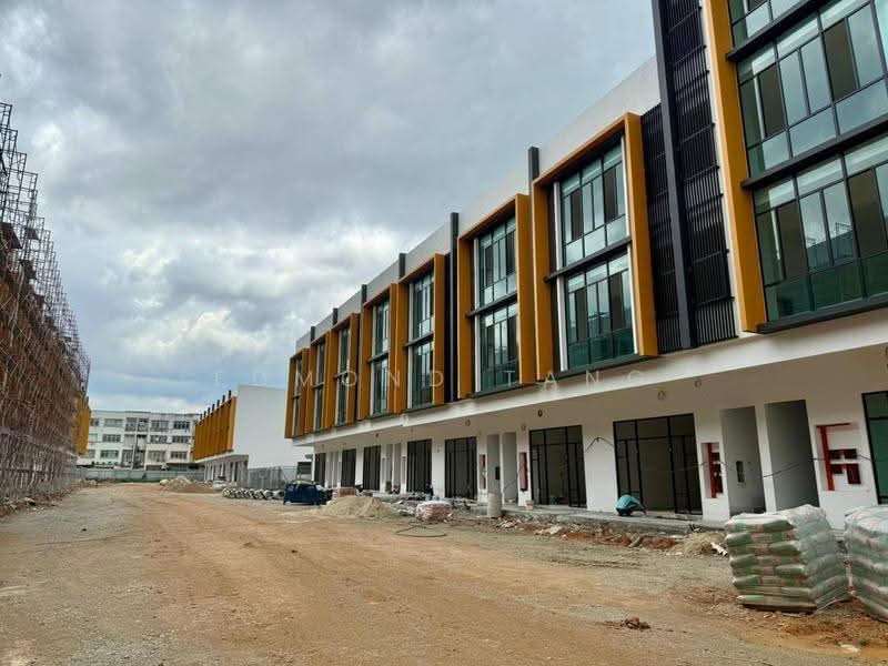 Shop / Office for Sale in Bandar Baru Permas Jaya (Permas Jaya) - Edmond Tang - Exterior - PropertyGuru.com.my