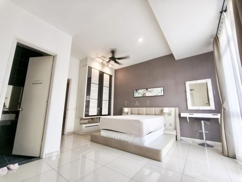 Rumah Teres 3-Tingkat untuk Dijual di Taman Eco Cascadia (Tebrau) - Yik Tat - Bedroom - PropertyGuru.com.my
