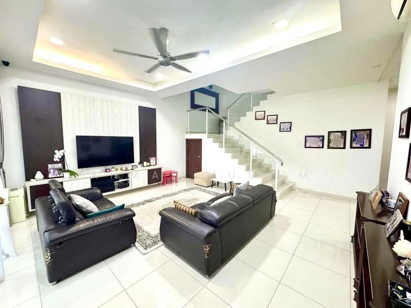 Rumah Bandar untuk Dijual di Ampang (Selangor) - Ahmad Muslim - Living Room - PropertyGuru.com.my