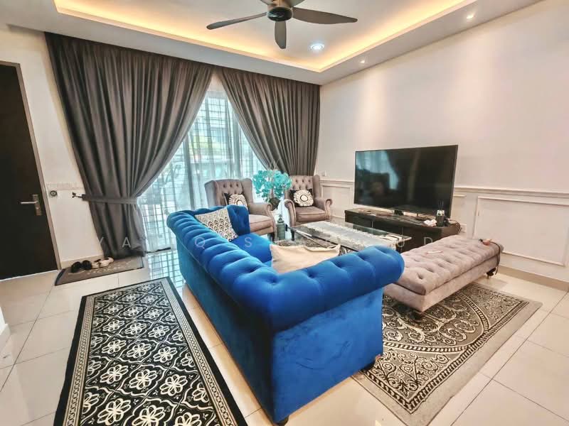 Rumah Teres untuk Dijual di Elmina (Shah Alam) - Syafiq Sharifudin - Living Room - PropertyGuru.com.my