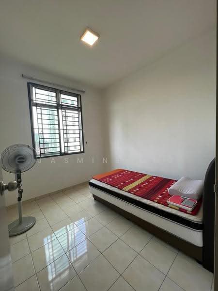 Pangsapuri untuk Disewa di Indah Court Apartment - Jasmine Ong - Bedroom - PropertyGuru.com.my