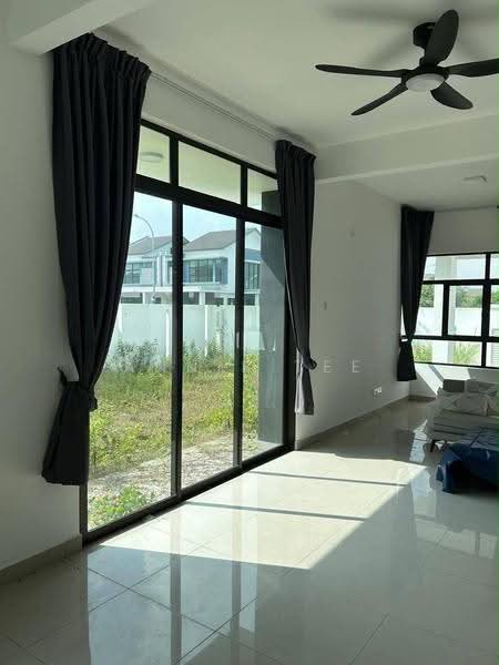 Rumah Teres 2-Tingkat untuk Disewa di Taman Austin Duta (Tebrau) - Annie Tee - PropertyGuru.com.my