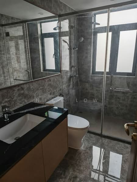 Kediaman Servis untuk Disewa di R&F Princess Cove Phase 1 - Nick Low - Bathroom - PropertyGuru.com.my