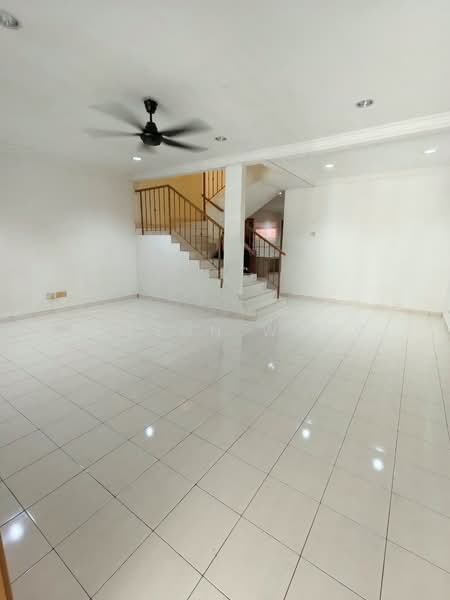 1.5-storey Terraced House for Sale in Taman Sri Segambut (Segambut) - Wilson Wong - Living Room - PropertyGuru.com.my