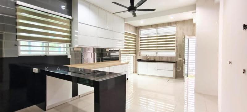 Semi-Detached House for Sale in Kampung Perlis (Bayan Lepas) - Katherine Khoo - Kitchen - PropertyGuru.com.my