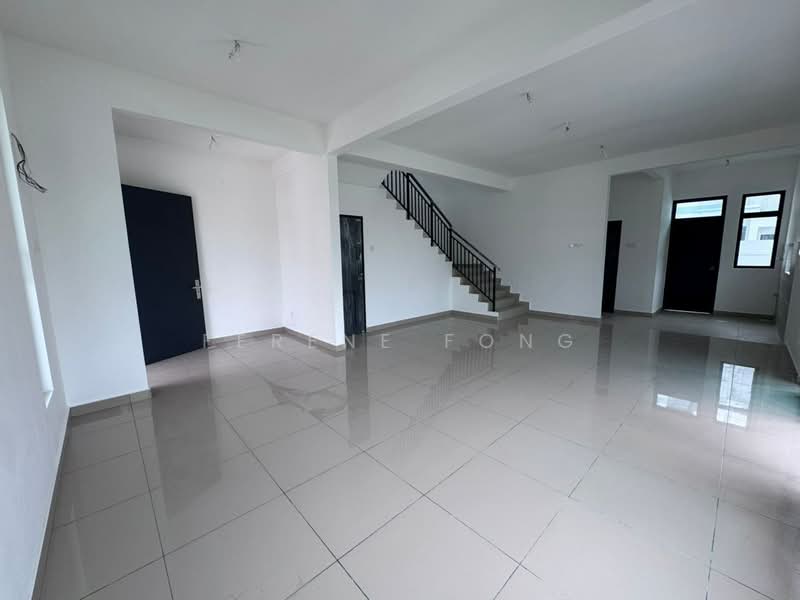 2-storey Terraced House for Sale in Taman Austin Duta (Tebrau) - Ferene Fong - Living Room - PropertyGuru.com.my