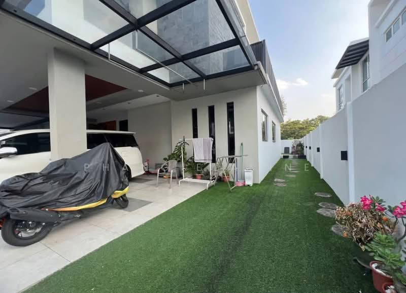 Rumah Berkembar untuk Dijual di Austin Heights (Tebrau) - Phang Elainne - Exterior - PropertyGuru.com.my