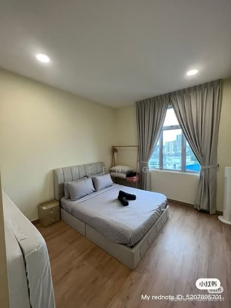 Kediaman Servis untuk Dijual di SKS Habitat - Jensen Goh - Bedroom - PropertyGuru.com.my
