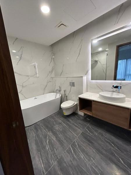 Kediaman Servis untuk Disewa di Core Residence @ TRX - Weis Oon - Bathroom - PropertyGuru.com.my