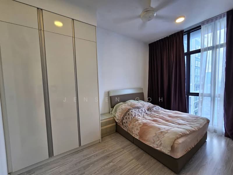 Kediaman Servis untuk Dijual di Setia Sky 88 - Jensen Goh - Bedroom - PropertyGuru.com.my