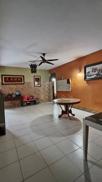 Kediaman Servis untuk Dijual di Tebrau City Residences - Max Loh - Living Room - PropertyGuru.com.my