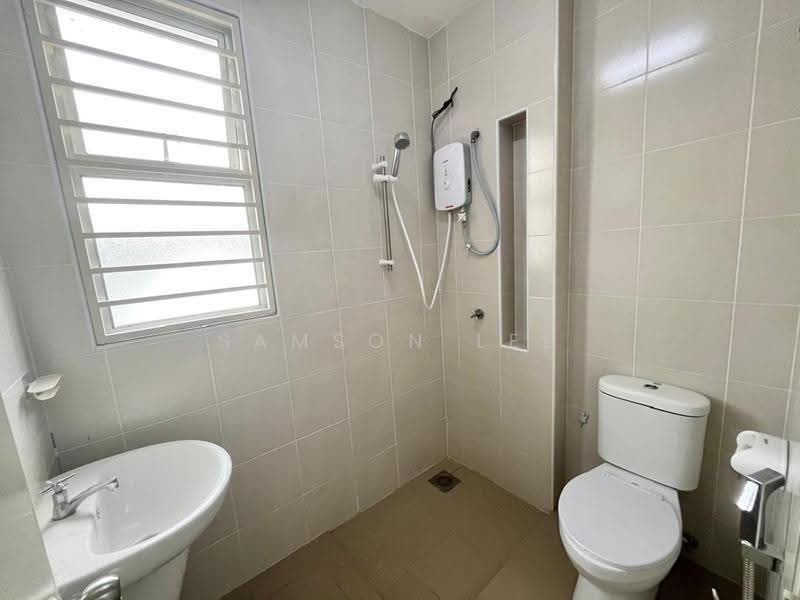 2-storey Terraced House for Sale in Kota Emerald (Rawang) - Samson Lee - Bathroom - PropertyGuru.com.my