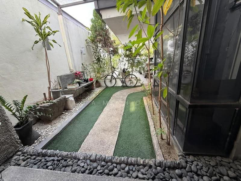 Semi-Detached House for Sale in Mont Kiara (Kuala Lumpur) - Sam Hoo - Garden - PropertyGuru.com.my