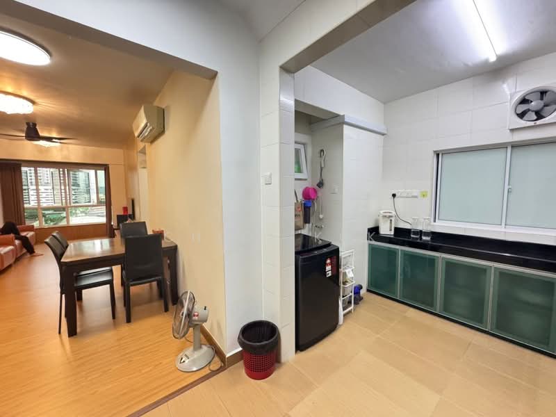 Kondominium untuk Dijual di First Residence (Residensi Unggul) - Chloe Kok - Living Room - PropertyGuru.com.my