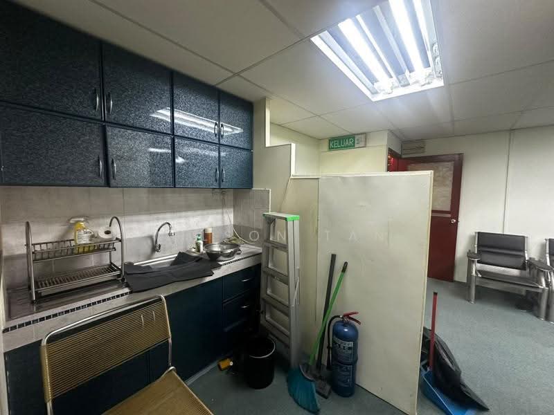 Shop / Office untuk Dijual di Diamond Square (Setapak) - Wilson Tan - Kitchen - PropertyGuru.com.my