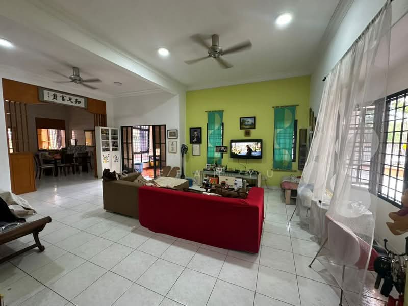Rumah Teres 2-Tingkat untuk Dijual di Ulu Tiram (Johor) - Stefan Yu - Living Room - PropertyGuru.com.my