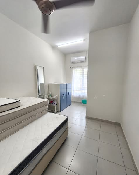 Rumah Teres 2-Tingkat untuk Dijual di Nilai Impian (Nilai) - Izzati Mat - Bedroom - PropertyGuru.com.my