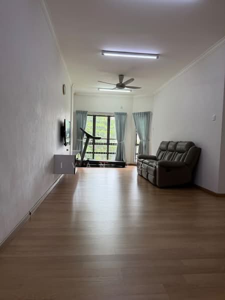 Pangsapuri untuk Dijual di Villa Dahlia - Ivan Tan - Living Room - PropertyGuru.com.my