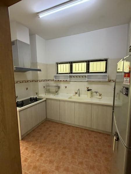 Pangsapuri untuk Dijual di Villa Dahlia - Ivan Tan - Kitchen - PropertyGuru.com.my