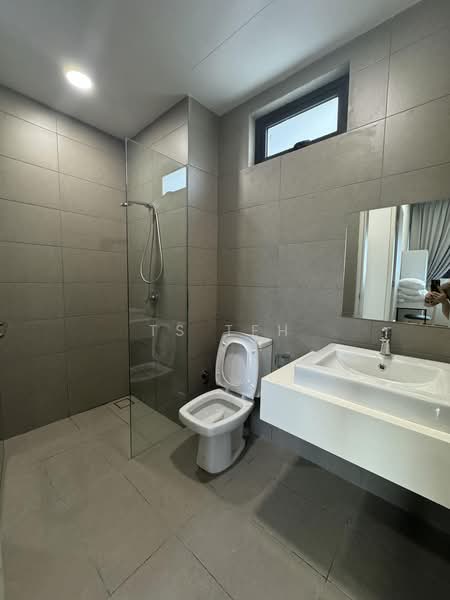 Kondominium untuk Disewa di Secoya Residence - TS Teh - Bathroom - PropertyGuru.com.my