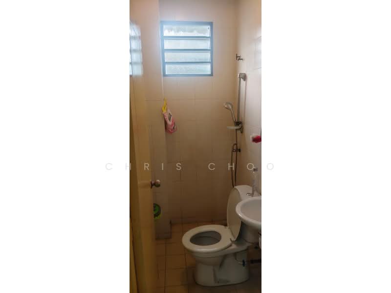Townhouse for Rent in Balakong (Selangor) - Chris Choo - Bathroom - PropertyGuru.com.my