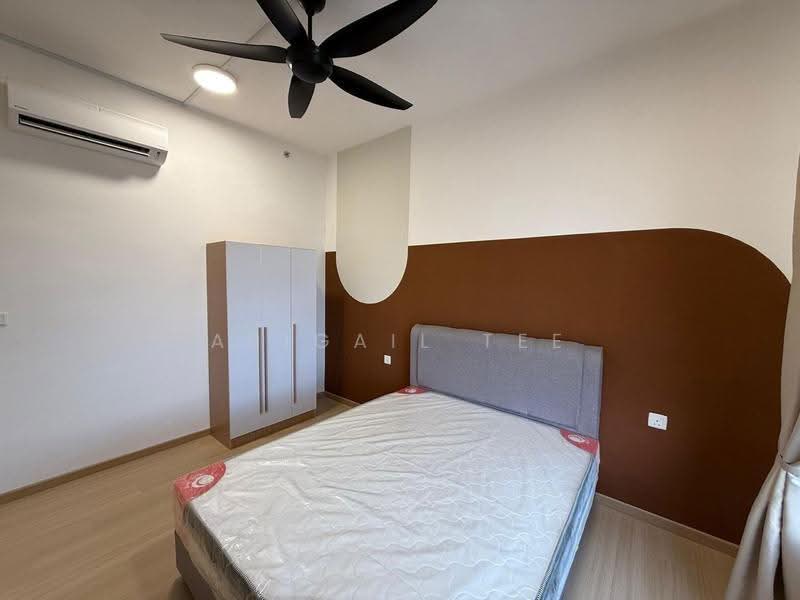 Kediaman Servis untuk Disewa di BeCentral @ i-City - Abigail Tee - Bedroom - PropertyGuru.com.my