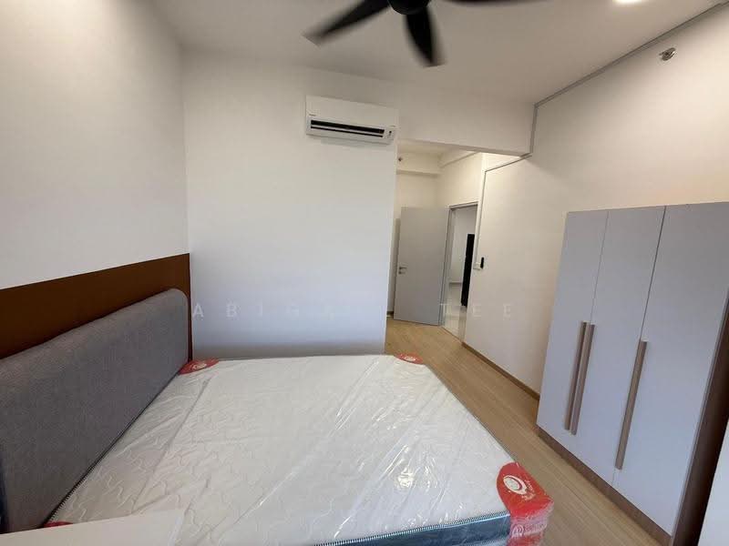 Kediaman Servis untuk Disewa di BeCentral @ i-City - Abigail Tee - Bedroom - PropertyGuru.com.my