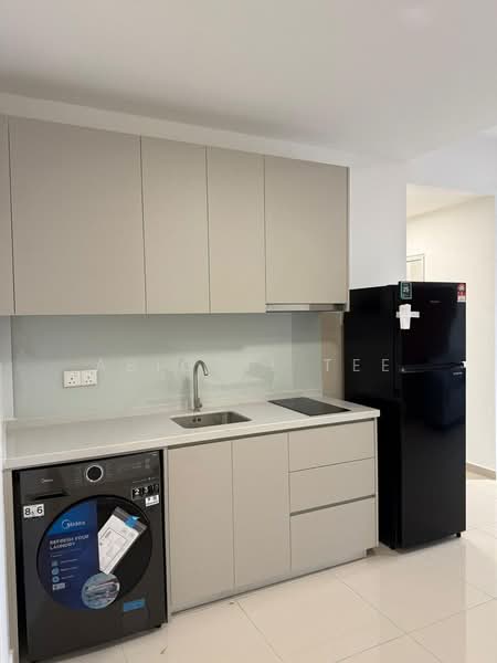 Kediaman Servis untuk Disewa di BeCentral @ i-City - Abigail Tee - Kitchen - PropertyGuru.com.my