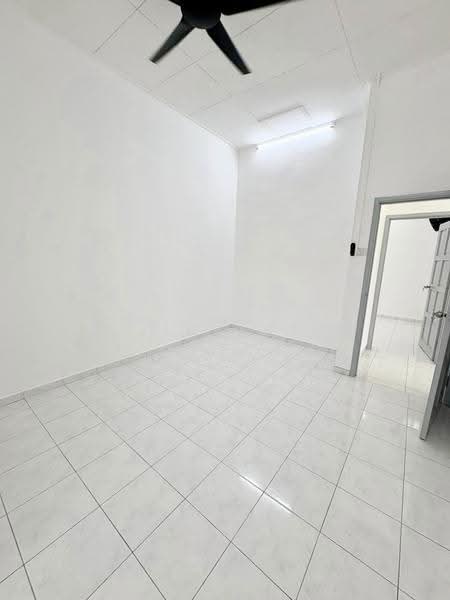 Rumah Teres 1-Tingkat untuk Dijual di Taman Puteri Wangsa (Ulu Tiram) - Yik Tat - Interior - PropertyGuru.com.my