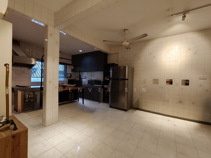 Rumah Teres 2-Tingkat untuk Dijual di Taman Connaught (Cheras) - Denver Sin - Kitchen - PropertyGuru.com.my