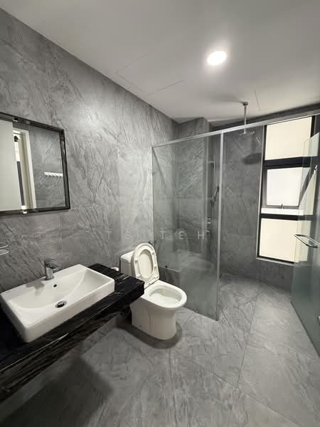 Kediaman Servis untuk Disewa di The Goodwood Residence - TS Teh - Bathroom - PropertyGuru.com.my