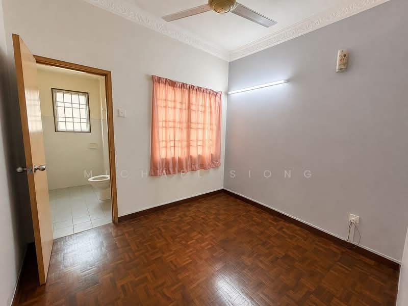 2-storey Terraced House for Rent in Kota Emerald (Rawang) - Michael Siong - Bathroom - PropertyGuru.com.my