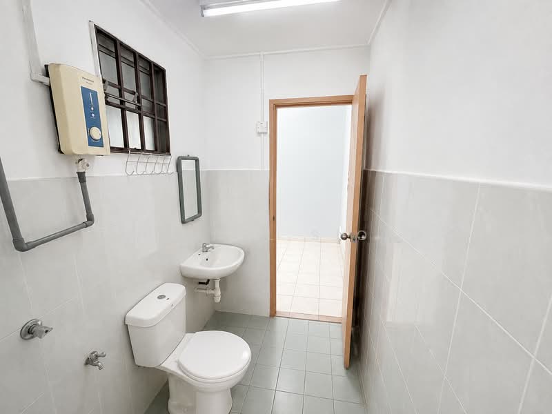 2-storey Terraced House for Rent in Kota Emerald (Rawang) - Michael Siong - Bathroom - PropertyGuru.com.my