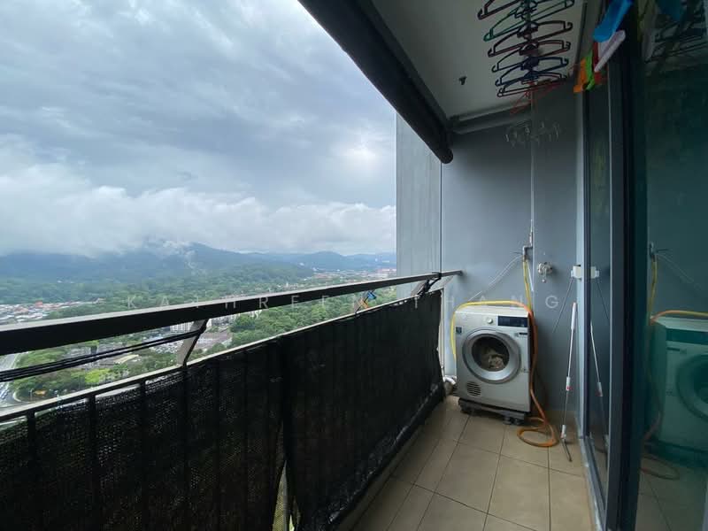 Kondominium untuk Dijual di The Henge - Kathreen Thang - Balcony - PropertyGuru.com.my