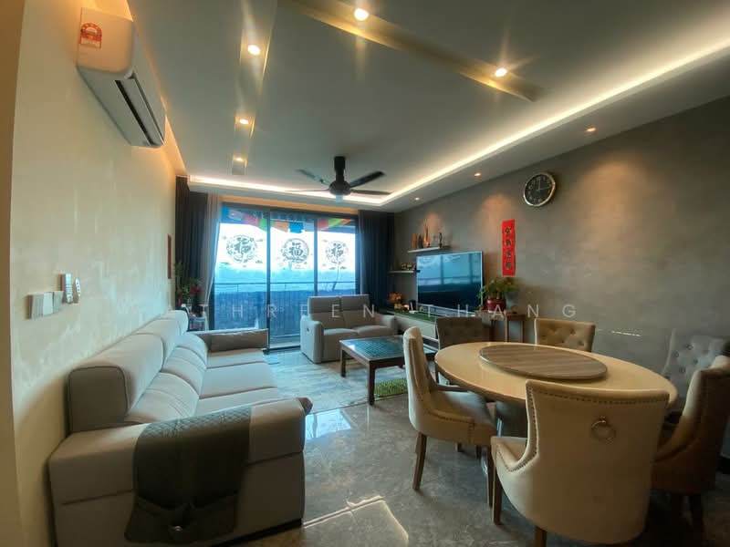 Kondominium untuk Dijual di The Henge - Kathreen Thang - Living Room - PropertyGuru.com.my
